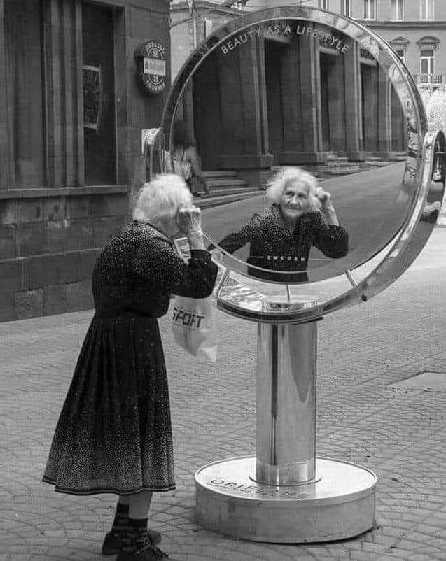 You are currently viewing 42 Lessons Life Taught Me by a 90 Years Old